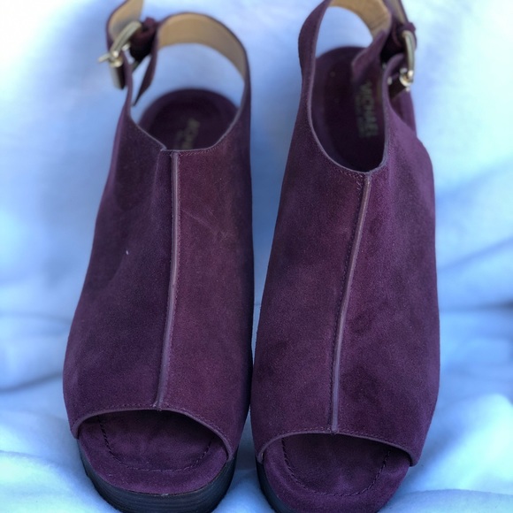 Michael Kors Platforms - Picture 3 of 7